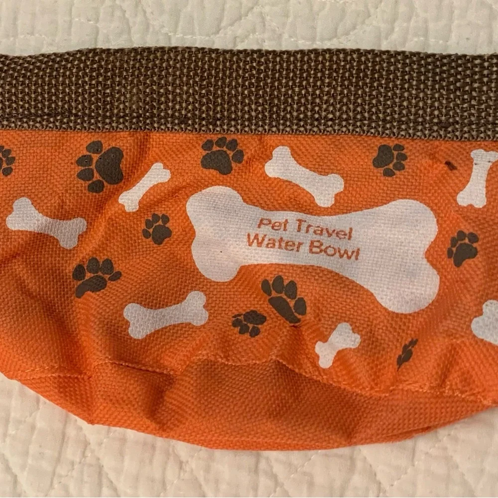 Simple Black and Gray Pet Travel Bag with Orange Accents